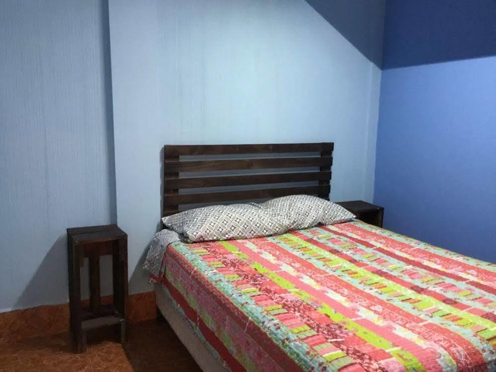 Euro Hostal Гватемала Экстерьер фото