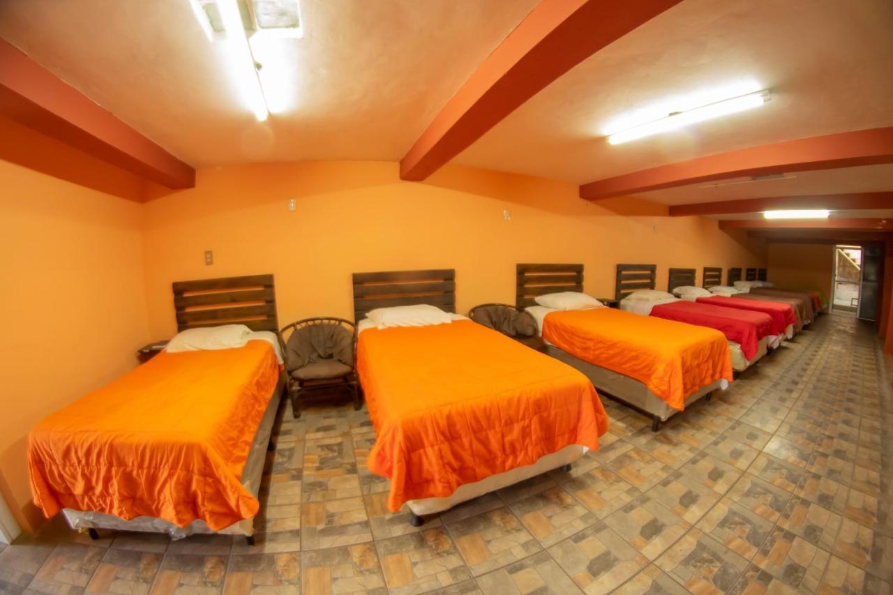 Euro Hostal Гватемала Экстерьер фото